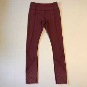 Lululemon “Tight Stuff” Scalloped Tights - 2